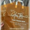 Ảnh mẫu túi quai ép nâu trong in logo, nguồn Bao Bì Quốc Minh